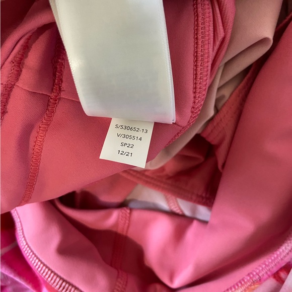 Athleta Printed Run With it Short 3.5” inseam NWT - Picture 7 of 13